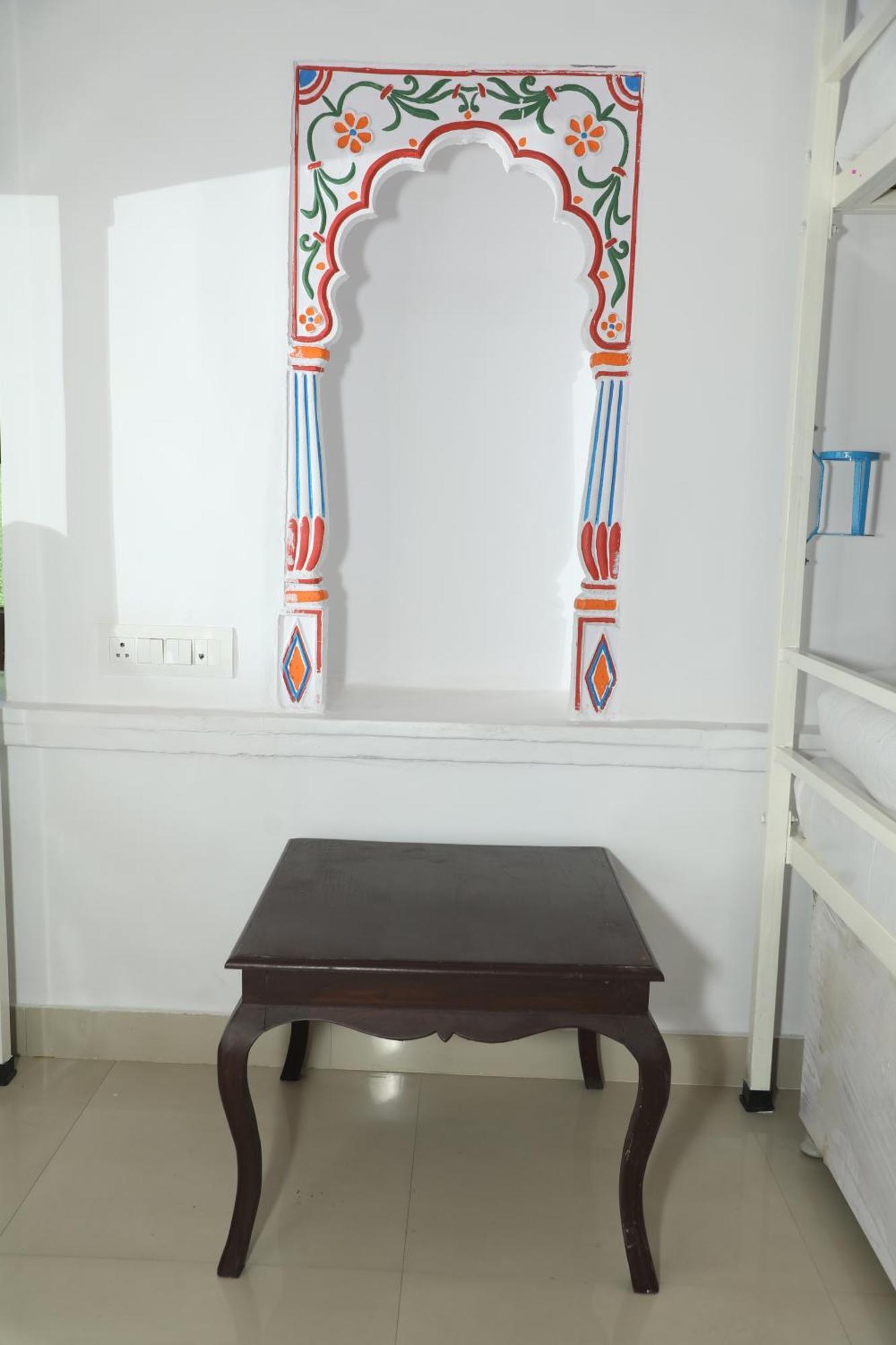 The Mama Hotel - Rooms And Dormitory Udaipur Exterior photo